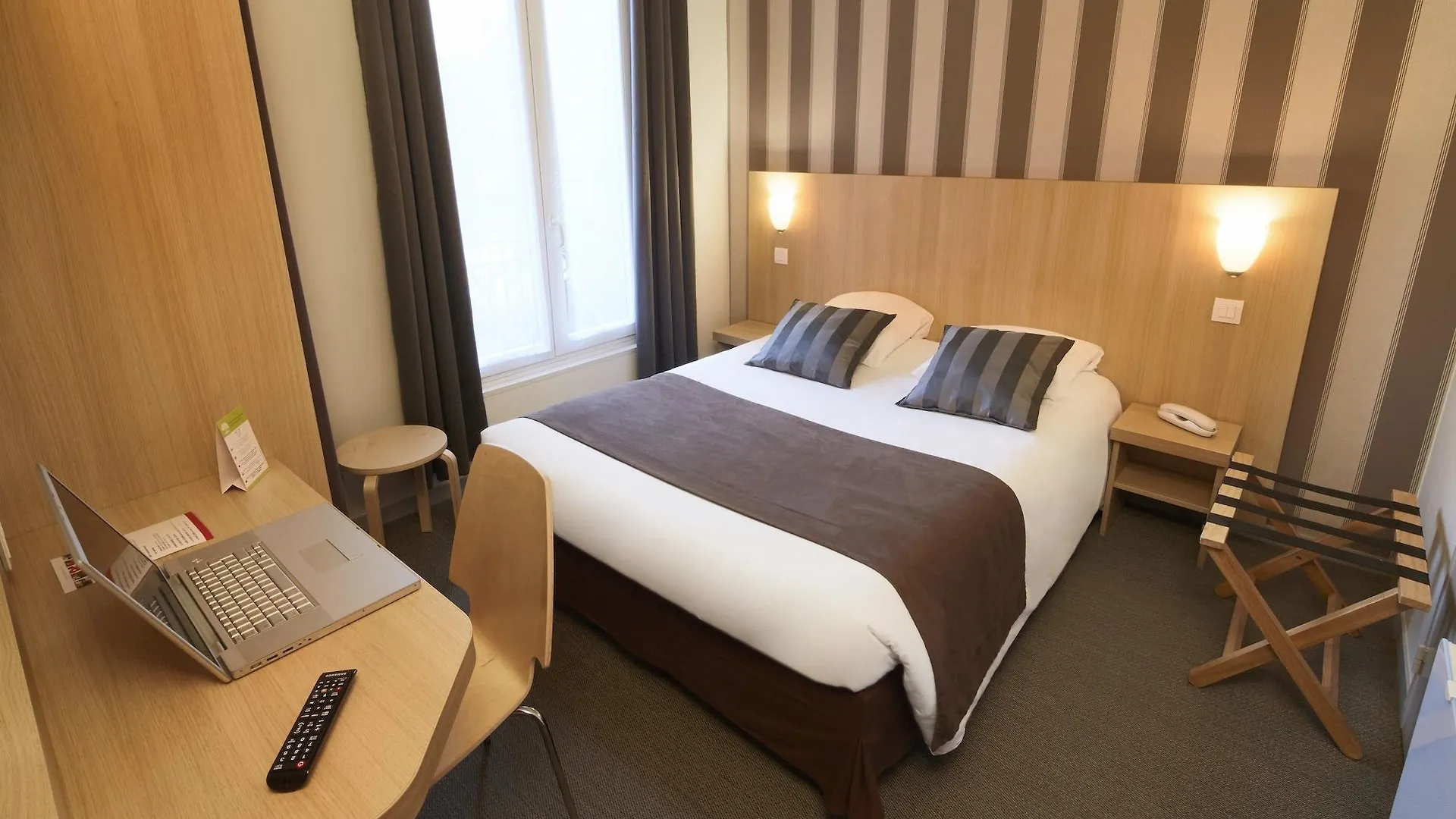 Hotel Paris Villette