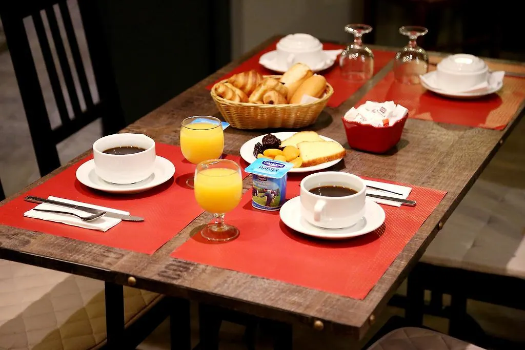 Hotel Paris Villette