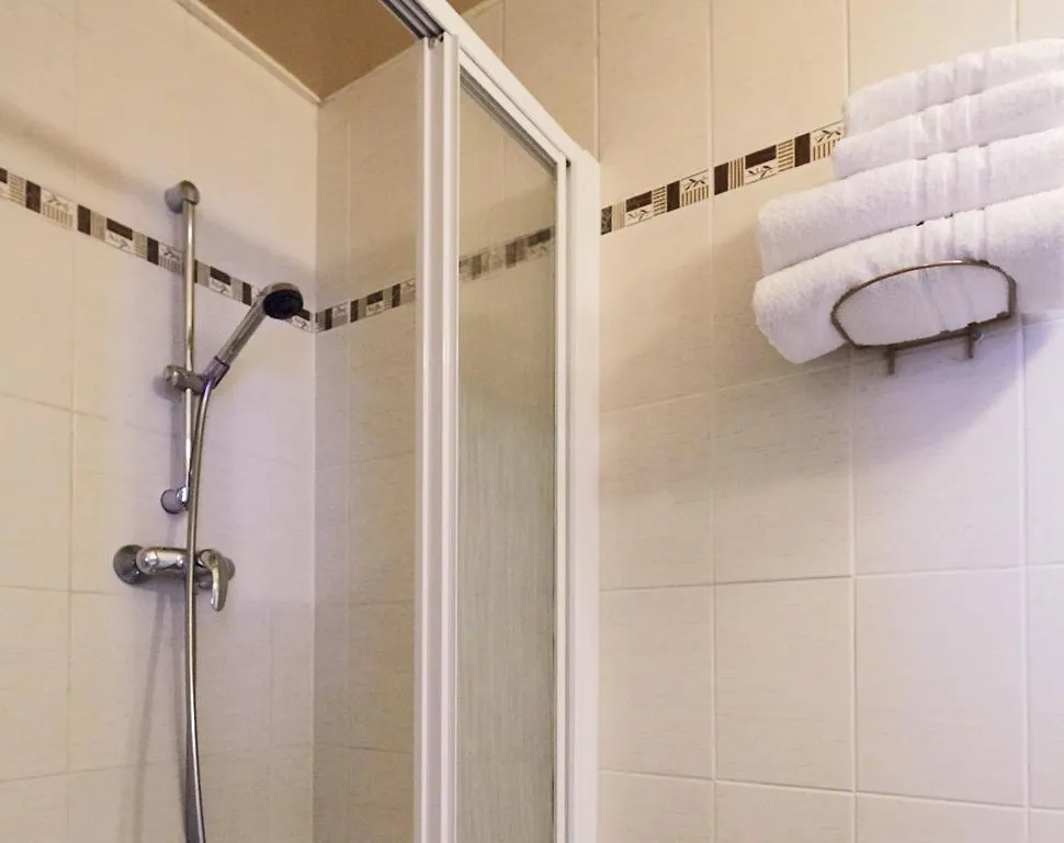 Hotel Paris Villette 3*,