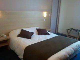 Hotel Paris Villette 3*,