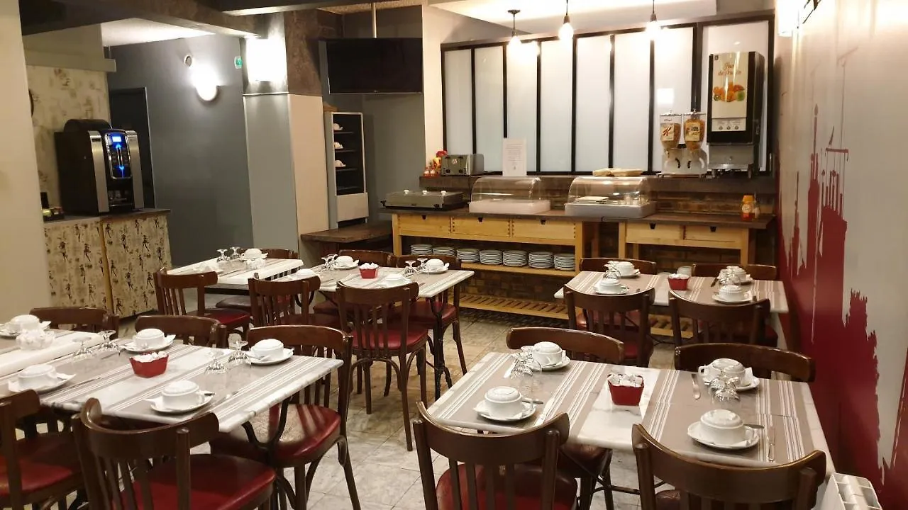Hotel Paris Villette