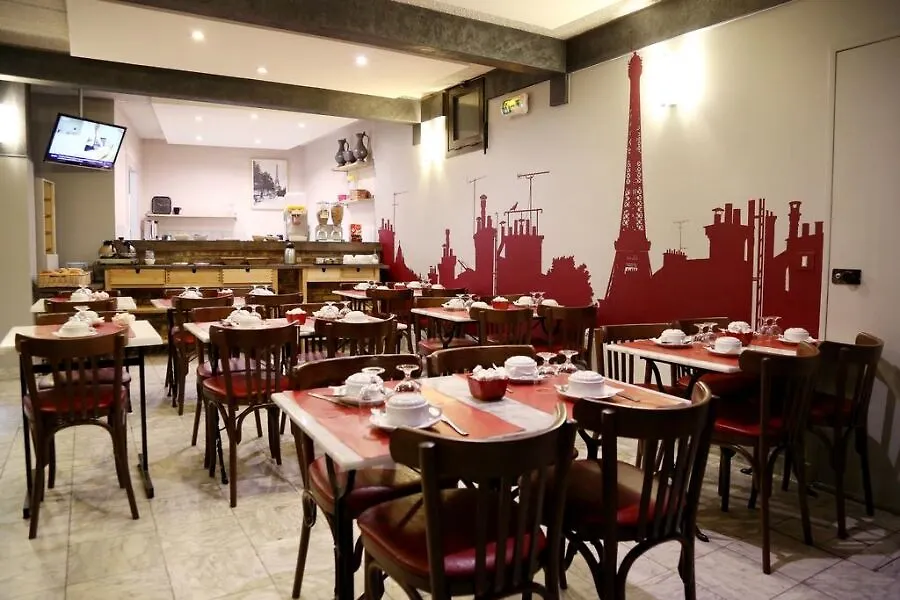 ***  Hotel Paris Villette France